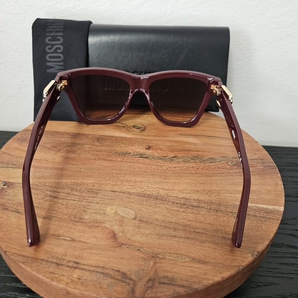 NEW Moschino Burgundy Sunglasses with Gold Buckle Accent - Picture 5 of 8